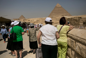 Автобус с российскими туристами попал в ДТП в Египте
