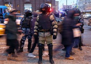 Песков — о задержаниях журналистов на незаконных акциях: Таких печальных историй единицы