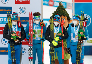 Первая медаль: российские биатлонисты выиграли бронзу чемпионата мира