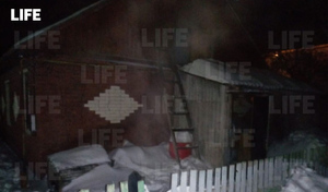 Три человека погибли при пожаре в доме в Рязанской области