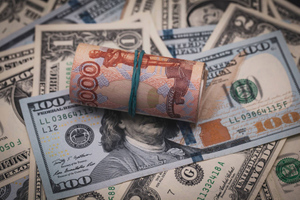 Валютный передел: чем отказ от доллара обернётся для курса рубля