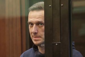 Этапом из Москвы: когда Алексея Навального отправят в колонию