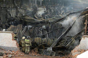В Красноярске задержаны директор и завхоз склада, где при пожаре погибли сотрудники МЧС