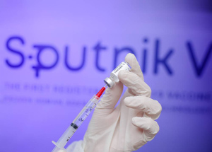Госсекретарь США поздравил Россию с успехами вакцины "Спутник V"