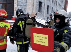 В центре Екатеринбурга тушат пожар в 23-этажном здании — видео