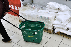 В январе продажи сахара и масла в России упали более чем на 10%