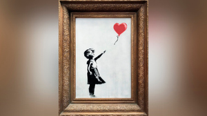Картину Бэнкси "Девочка с шаром" выставили на продажу по цене особняка