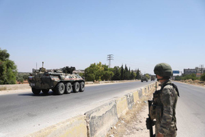 Снайпер террористов застрелил сирийского военного в Идлибе