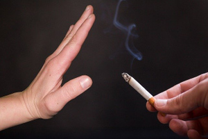 Психолог назвал способ бросить курить без таблеток, психотерапии и пластырей