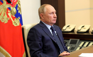 Путин объяснил покашливания на совещании