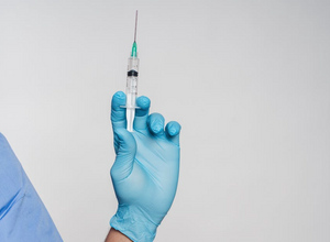 Минздрав ожидает решения вопроса вакцинации детей от ковида в ближайшие две недели