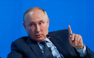 Путин: Оппозиция у нас жива, работает, жёстко критикует власть
