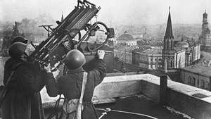 Как Сталин отказался сдавать Москву в 1941-м, подавив панику в столице за два дня