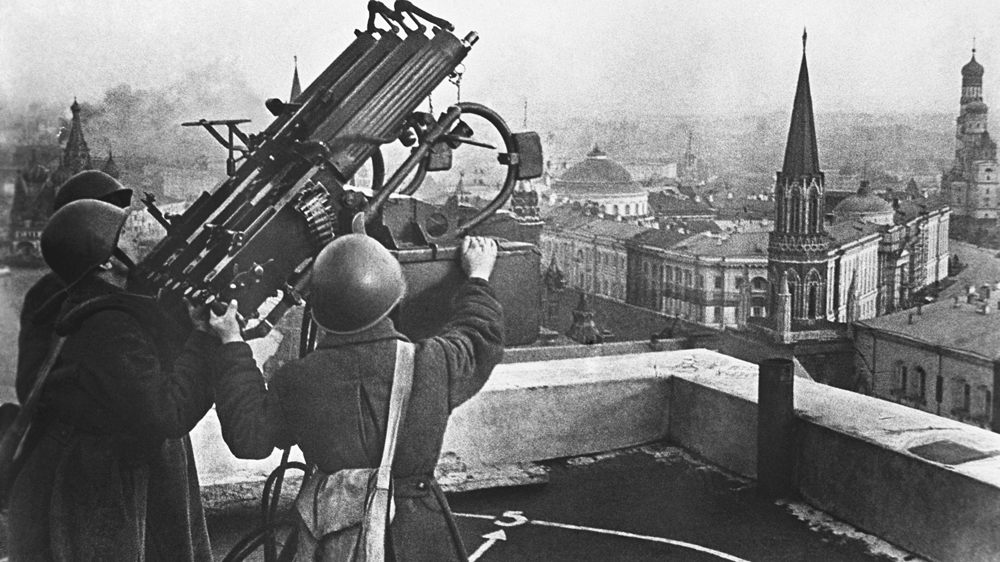 Как Сталин отказался сдавать Москву в 1941-м, подавив панику в столице за два дня