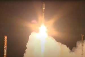 Ракета-носитель "Союз-2.1б" с 36 спутниками OneWeb стартовала с космодрома Восточный
