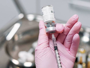В РПЦ развенчали мифы о "чипировании" при вакцинации
