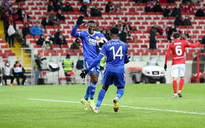 Как с "Динамо", только наоборот: "Спартак" проиграл "Лестеру" в Лиге Европы, ведя 2:0 по ходу матча