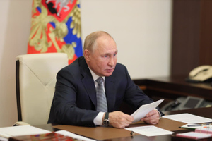 Путин: Пандемия должна была сплотить людей, а на деле стала разъединяющим фактором