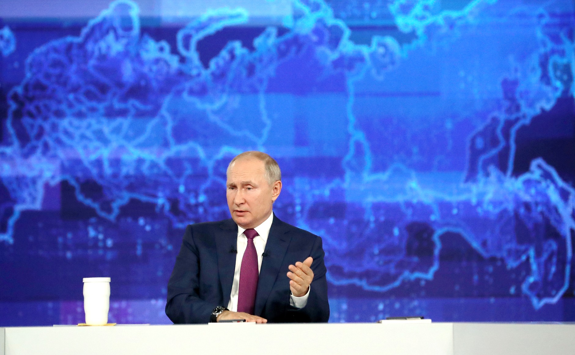 Песков: Даты прямой линии, послания и пресс-конференции Путина не определены