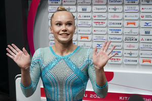 Мельникова завоевала серебро в вольных упражнениях на ЧМ в Японии