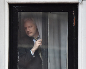 Ассанж может попросить убежища в России, допустил главред WikiLeaks