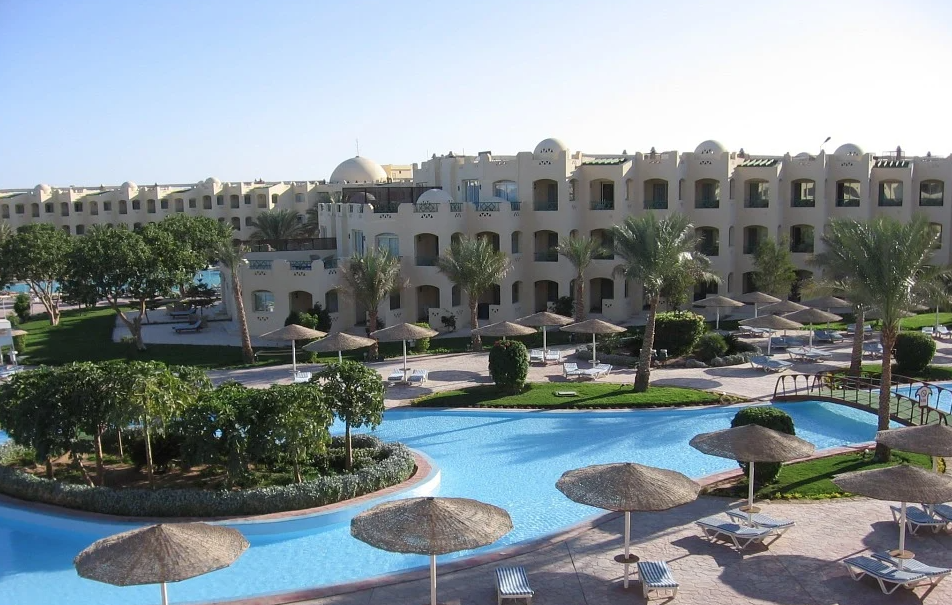 АТОР: Россияне выкупили почти все места в пятизвёздочных отелях Египта