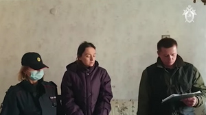 СК показал видео следственного эксперимента с убийцей школьницы в Вологде