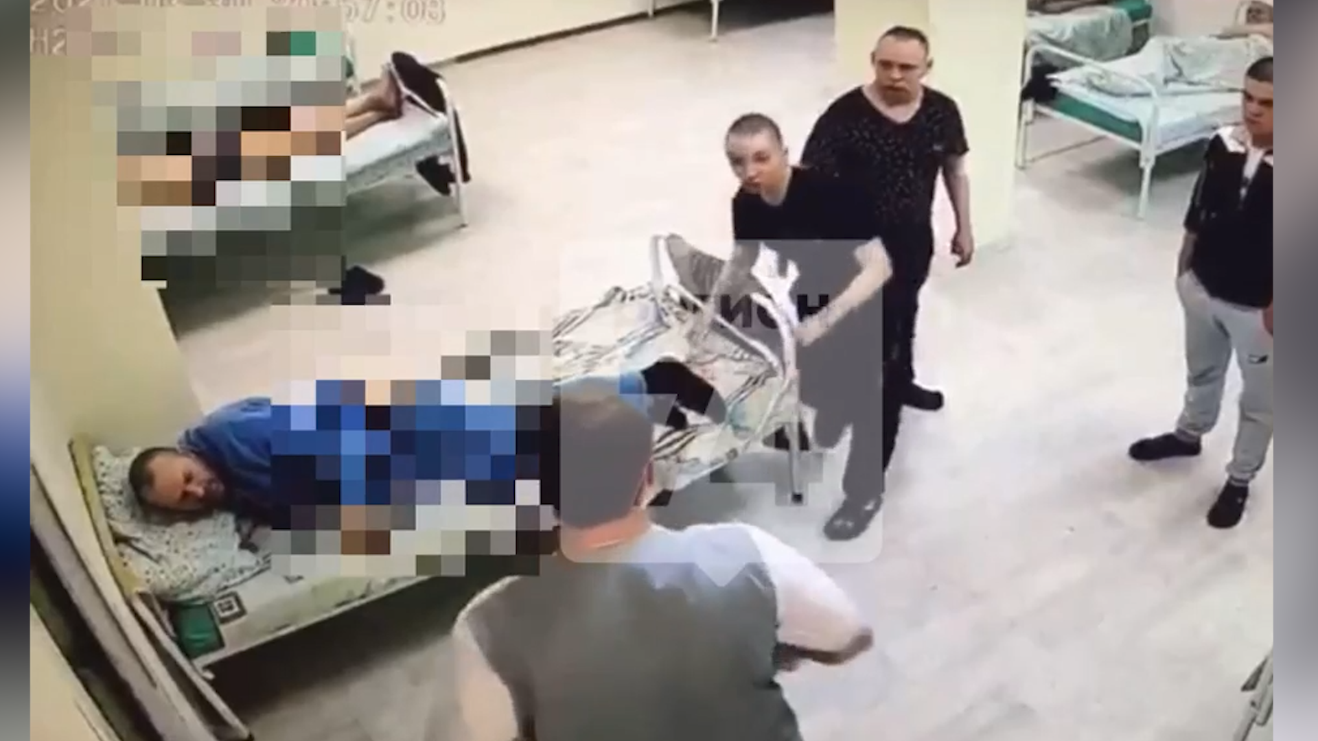Появилось видео драки медбрата с пациентами психдиспансера в Миассе