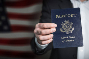 В США впервые выдали паспорт с отметкой о третьем гендере 