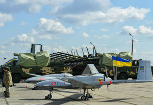 Командующий ВСУ заявил о готовности атаковать Донбасс турецкими дронами "днём и ночью"
