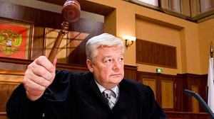 В память о самом узнаваемом судье России: 10 мемов "Полностью оправдан", благодаря которым мы всегда будем помнить Валерия Степанова