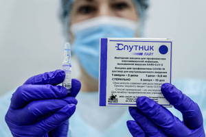 Власти Петербурга подтвердили, что в городе заканчивается вакцина "Спутник лайт"