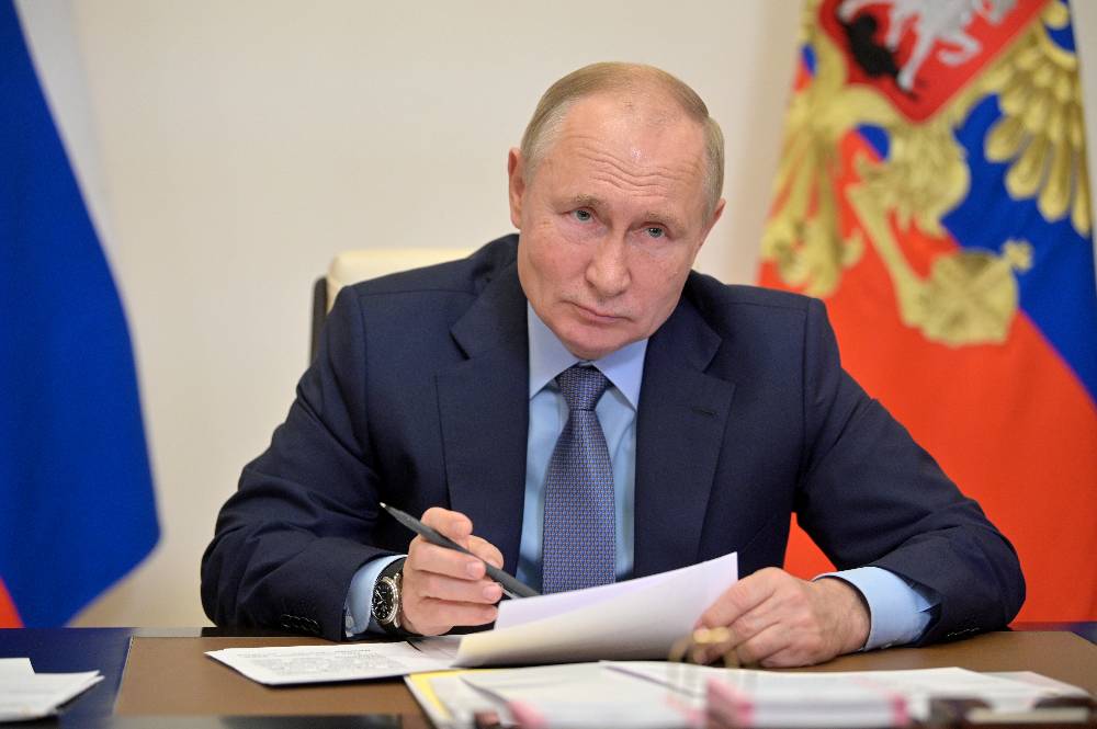 Путин на следующей неделе проведёт серию военных совещаний в Сочи