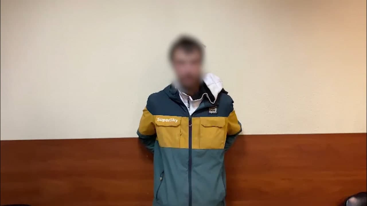 В Красноярске мужчина напал с топором на девушку из-за 150 рублей