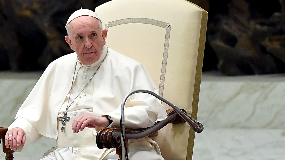Папа римский призвал христиан молиться о мире в Мьянме и Эквадоре
