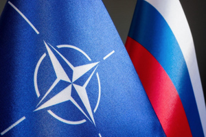 Экс-главнокомандующий НАТО в Европе призвал восстановить отношения с Россией, но с условиями