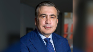 В Грузии Саакашвили обвинили в имитации голодовки