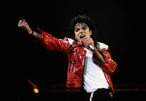Майкл Джексон перестал быть самой зарабатывающей из мёртвых знаменитостей