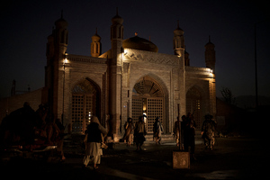 ИГИЛ взяло на себя ответственность за взрыв около мечети в Кабуле