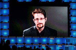 Сноуден порадовался масштабному сбою в работе Facebook и Instagram