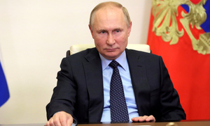 Путин назвал недопустимыми политически окрашенные решения в области энергетики