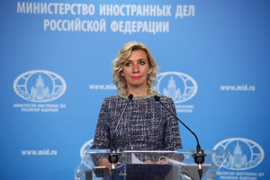 Захарова назвала бесцеремонным решение НАТО выслать российских дипломатов