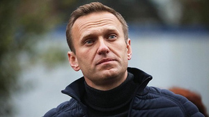 Во Франции прекратили расследование по иску Навального против "Ив Роше"