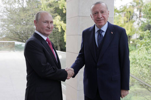 Эрдоган обсудил с Путиным отношения Турции и РФ и поздравил с днём рождения