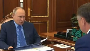 Путин: Нельзя терять на дорогах столько людей, как при военных действиях