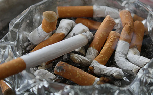 В Минздраве предупредили, что у курящих родителей дети болеют чаще