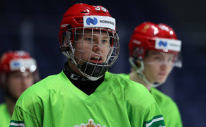 Вечный рекорд побит: Мичков стал самым молодым дебютантом сборной в истории отечественного хоккея