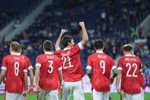 Драки, голы и важная победа: Как сборная России разгромила Кипр в отборе ЧМ-2022 и приблизилась к Катару