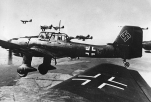 Антипод Девятаева: Как советский лётчик стал лучшим асом Гитлера

