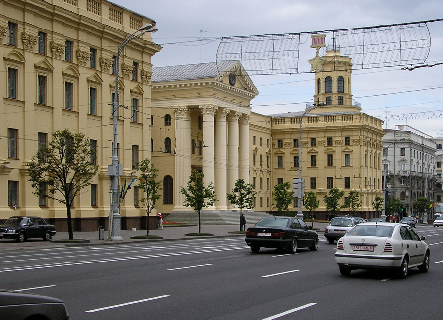 Здание КГБ Белоруссии. Фото © Wikipedia